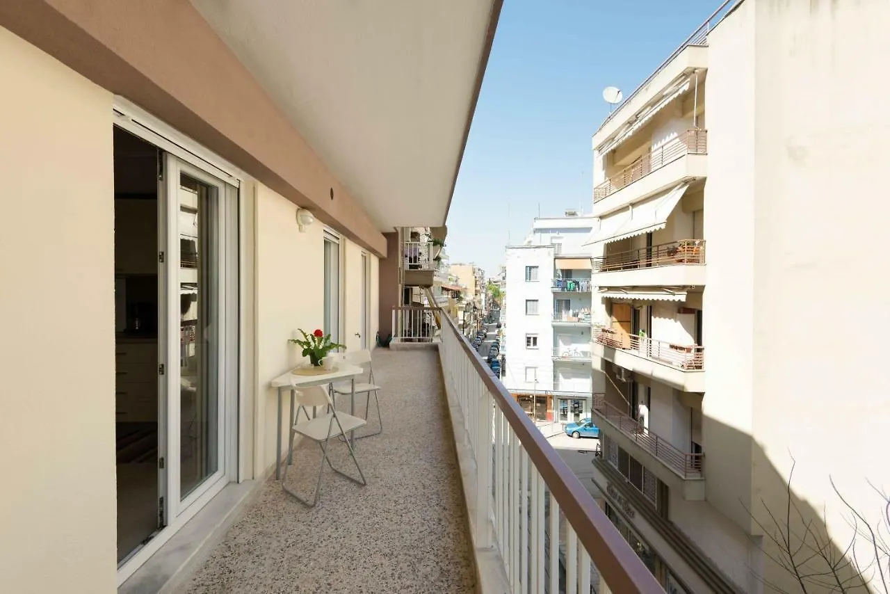 سالونيك 3 Bedroom Apartment Close To The City Center
