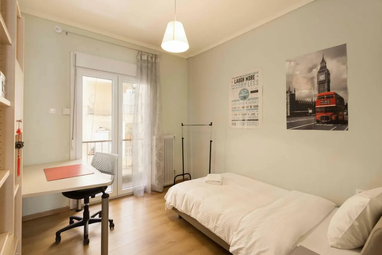 3 Bedroom Apartment Close To The City Center Thessaloniki