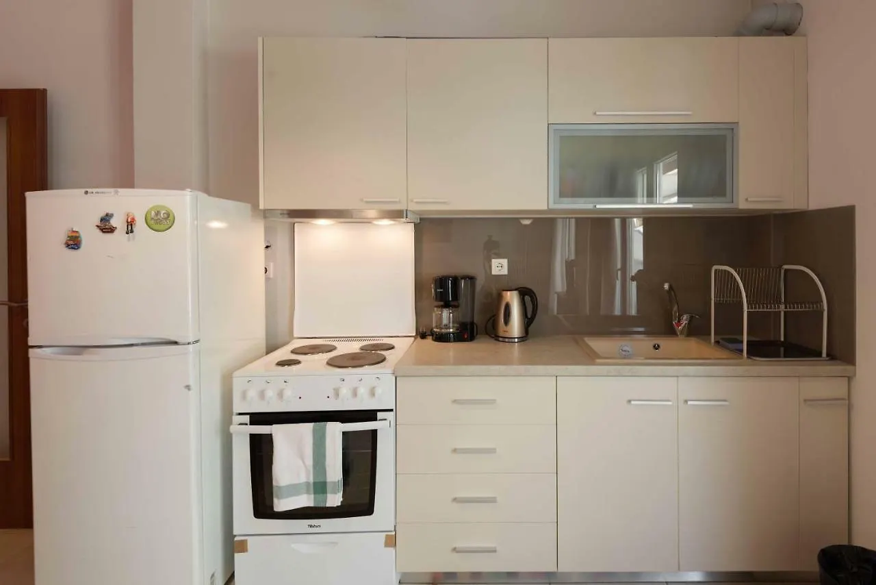 3 Bedroom Apartment Close To The City Center Thessaloniki